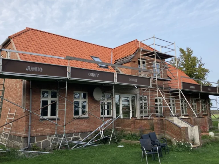 Nyt tegltag på Bornholm